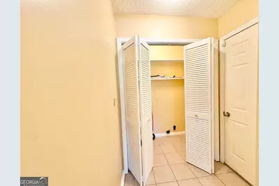1398 Fairfield Drive SW, Lilburn, GA 30047 - Photo 19