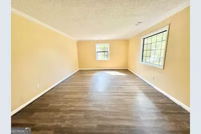 1398 Fairfield Drive SW, Lilburn, GA 30047 - Photo 9