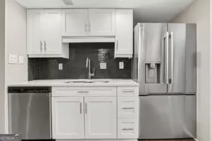 2752 Meadow Mere E, Atlanta, GA 30341 - Photo 13
