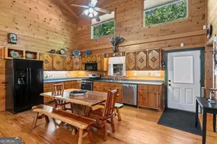 717 Evergreen Ln, Mineral Bluff, GA 30559 - Photo 11