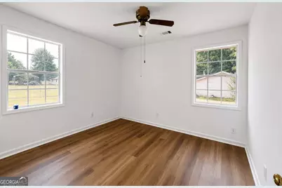 1529 S Davis Road, Lagrange, GA 30241 - Photo 9