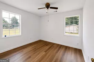 1529 S Davis Rd, Lagrange, GA 30241 - Photo 9