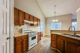 5724 Rex Mill Creek, Rex, GA 30273 - Photo 5