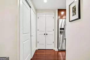3338 Peachtree Rd NE, Atlanta, GA 30326 - Photo 9