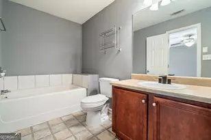 8190 Oakley Cir, Union City, GA 30291 - Photo 15