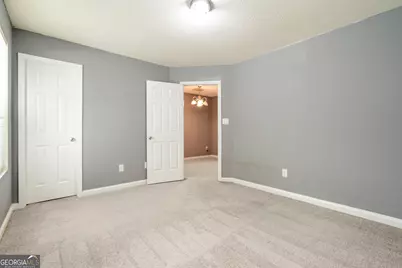8190 Oakley Circle # 2, Union City, GA 30291 - Photo 11