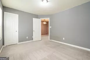8190 Oakley Cir, Union City, GA 30291 - Photo 11