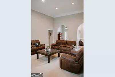 136 King Richard Drive, Griffin, GA 30223 - Photo 7