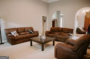 136 King Richard Dr, Griffin, GA 30223 - Photo 5