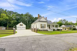 35 Combs St, Locust Grove, GA 30248 - Photo 3