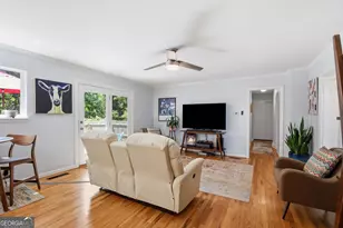 368 Highland Ave, Cornelia, GA 30531 - Photo 15