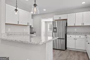 261 Lagrange St, Newnan, GA 30263 - Photo 15