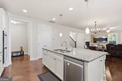 7565 Scarlet Drive, Alpharetta, GA 30005 - Photo 5