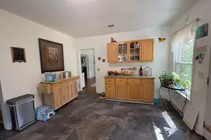 517 N Main St, Statesboro, GA 30458 - Photo 5