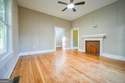 6 N Broad Street, Covington, GA 30014 - Photo 17