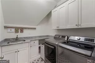 1055 Bellevue Dr NE, Atlanta, GA 30306 - Photo 27