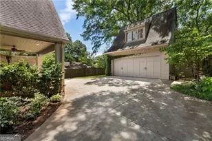 1055 Bellevue Dr NE, Atlanta, GA 30306 - Photo 59