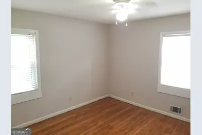 5066 Phillips Drive, Forest Park, GA 30297 - Photo 9
