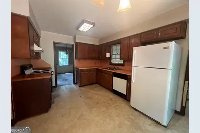 404 Debra Drive, Lagrange, GA 30240 - Photo 7