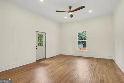 117 Holmes Street, Barnesville, GA 30204 - Photo 5