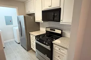 1015 Ridgefield Dr, Peachtree City, GA 30269 - Photo 11