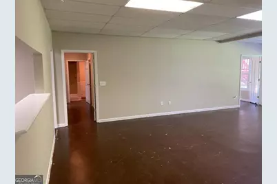 6170 Devonshire Drive #(BASEMENT APT), Flowery Branch, GA 30542 - Photo 5
