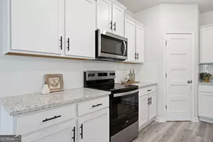 4020 Hidden River Ln, Oakwood, GA 30566 - Photo 17