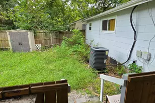 2030 E 42nd St, Savannah, GA 31404 - Photo 21