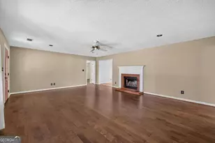 138 Lakeshore Cir NE, Milledgeville, GA 31061 - Photo 7