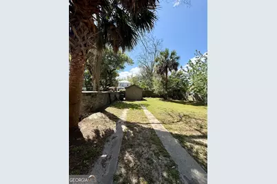 627 W 39th Street, Savannah, GA 31415 - Photo 15