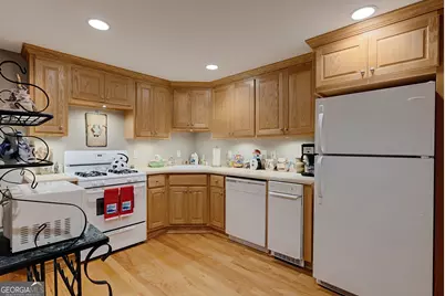 2768 Clearwater Springs Drive, Buford, GA 30519 - Photo 57