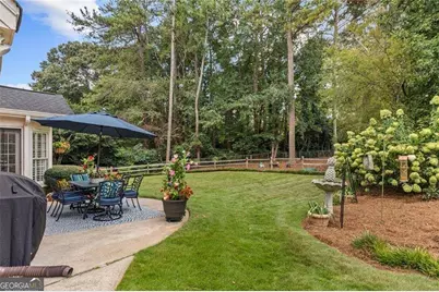877 Guinevere Way SW, Lilburn, GA 30047 - Photo 39