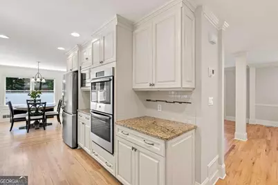 330 Waverly Hall Drive, Roswell, GA 30075 - Photo 17