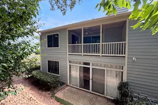 18 Springhedge Ct SE, Smyrna, GA 30080 - Photo 5