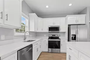 48 Kent St, Baxley, GA 31513 - Photo 9