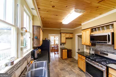 493 Valley Street, Clayton, GA 30525 - Photo 11