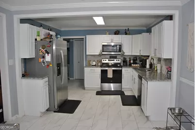 579 Lynmore Avenue, Macon, GA 31206 - Photo 7