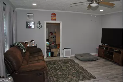 579 Lynmore Avenue, Macon, GA 31206 - Photo 5