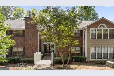 611 Barrington Hills Drive, Sandy Springs, GA 30350 - Photo 13
