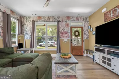 2217 E 59th Street, Savannah, GA 31404 - Photo 7