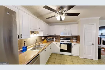 106 N Springs Drive, Acworth, GA 30101 - Photo 9
