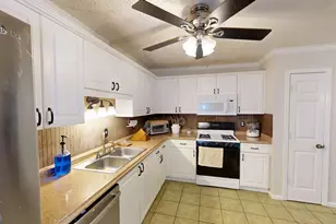 106 N Springs Dr, Acworth, GA 30101 - Photo 9