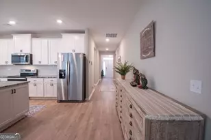 122 Clearwater Dr, Brunswick, GA 31523 - Photo 9