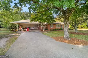 813 W Church St, Sandersville, GA 31082 - Photo 3