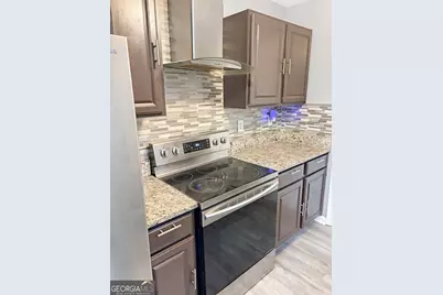 6203 Fairington Ridge Circle, Lithonia, GA 30038 - Photo 3