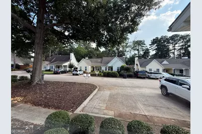 183 Victoria Way #183, Roswell, GA 30075 - Photo 3