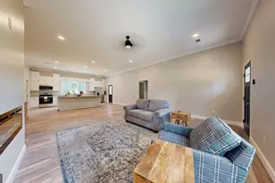 301 S Hull St, Sylvania, GA 30467 - Photo 9