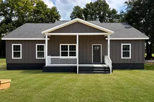 301 S Hull St, Sylvania, GA 30467 - Photo 1