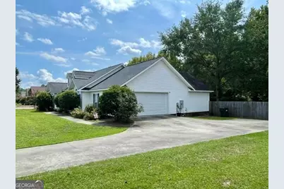 1813 N Leah Lane, Statesboro, GA 30461 - Photo 3