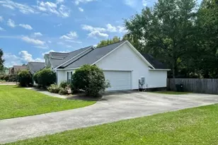 1813 N Leah Ln, Statesboro, GA 30461 - Photo 3